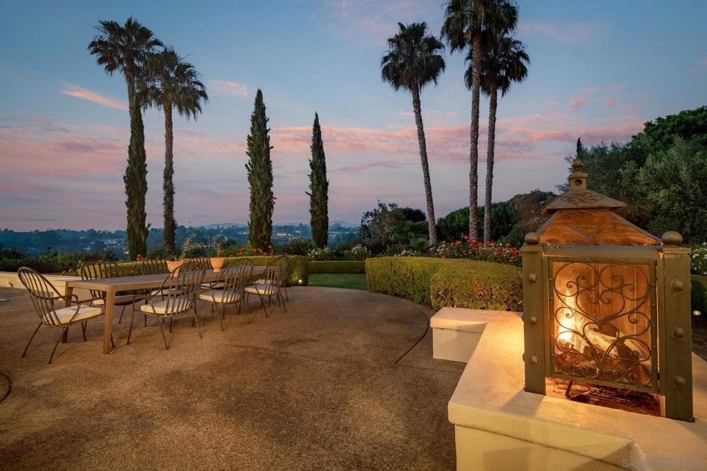 Rancho Santa Fe - Residential