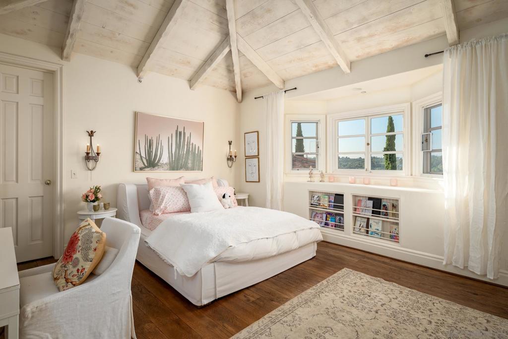 Rancho Santa Fe - Residential