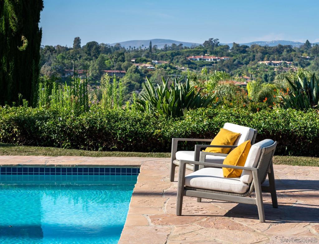 Rancho Santa Fe - Residential