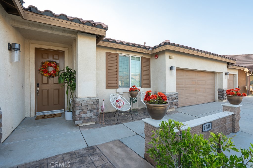 1388 Nicholas Court