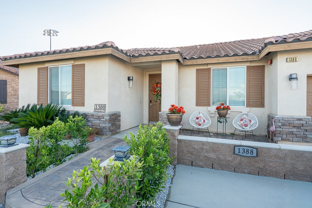 1388 Nicholas Court