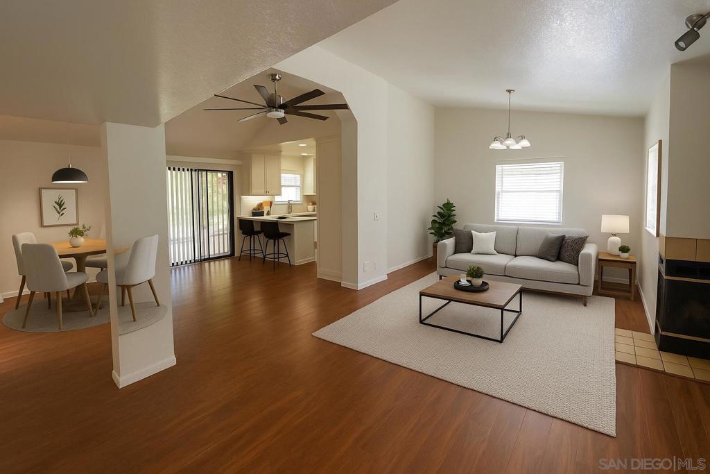 3775 Kenwood Ct