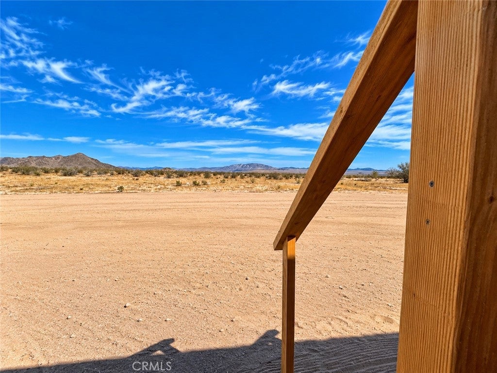 60575 Joshua Tree Lane