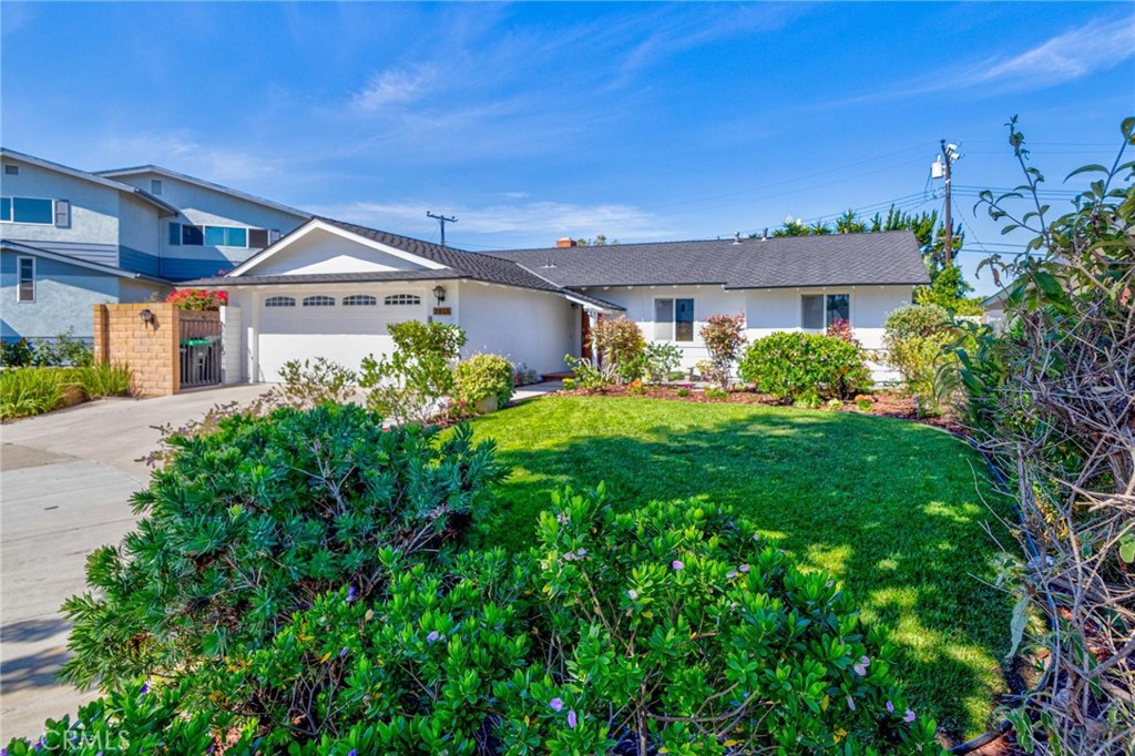 2913 Redwood Avenue