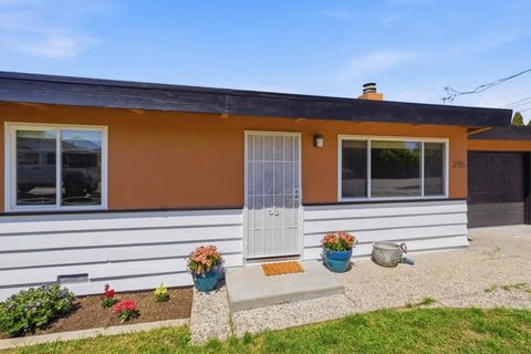 Photo of 215 Manfre Road, Watsonville, CA 95076 (MLS # ML82046213)