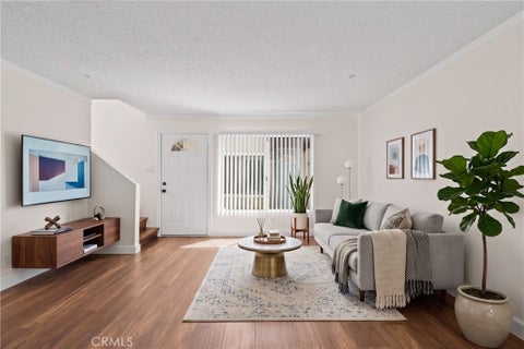 Photo of 8800 Burnet Avenue #7, North Hills, CA 91343 (MLS # SR26188948)