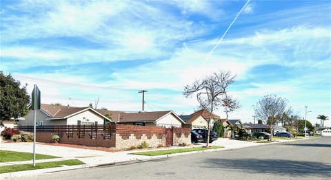 Photo of 6131 Glenwood Drive, Huntington Beach, CA 92647 (MLS # PW26177132)