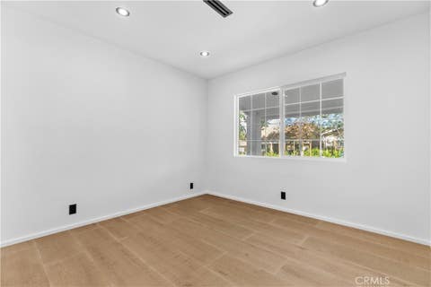 Tiny photo for 536 Hampton Road, Burbank, CA 91504 (MLS # GD26157855)