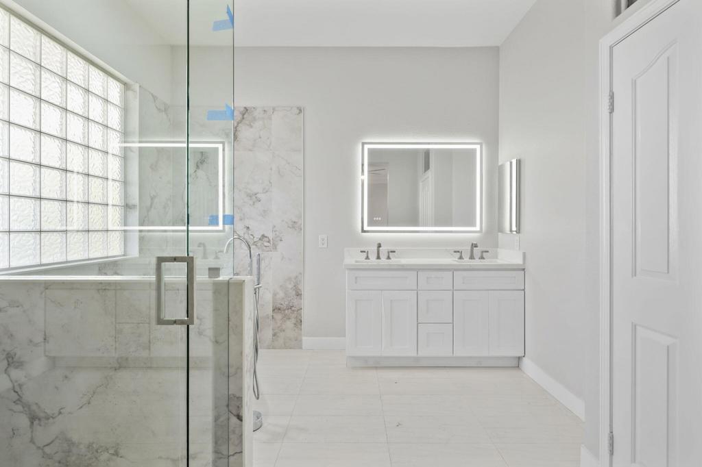 Heritage Palms CC - Residential