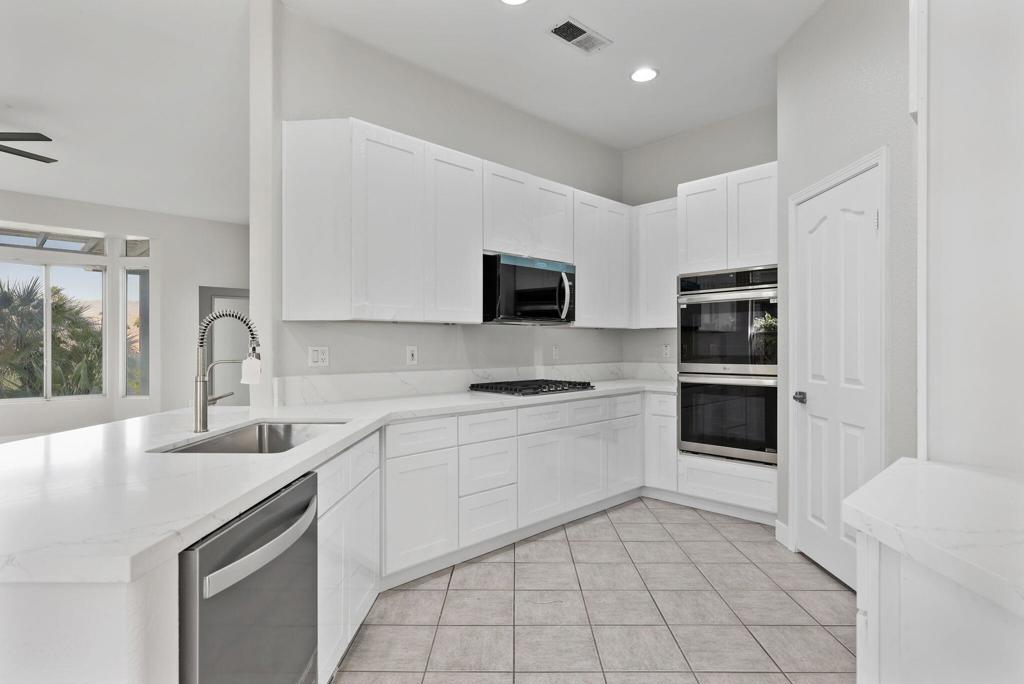 Heritage Palms CC - Residential