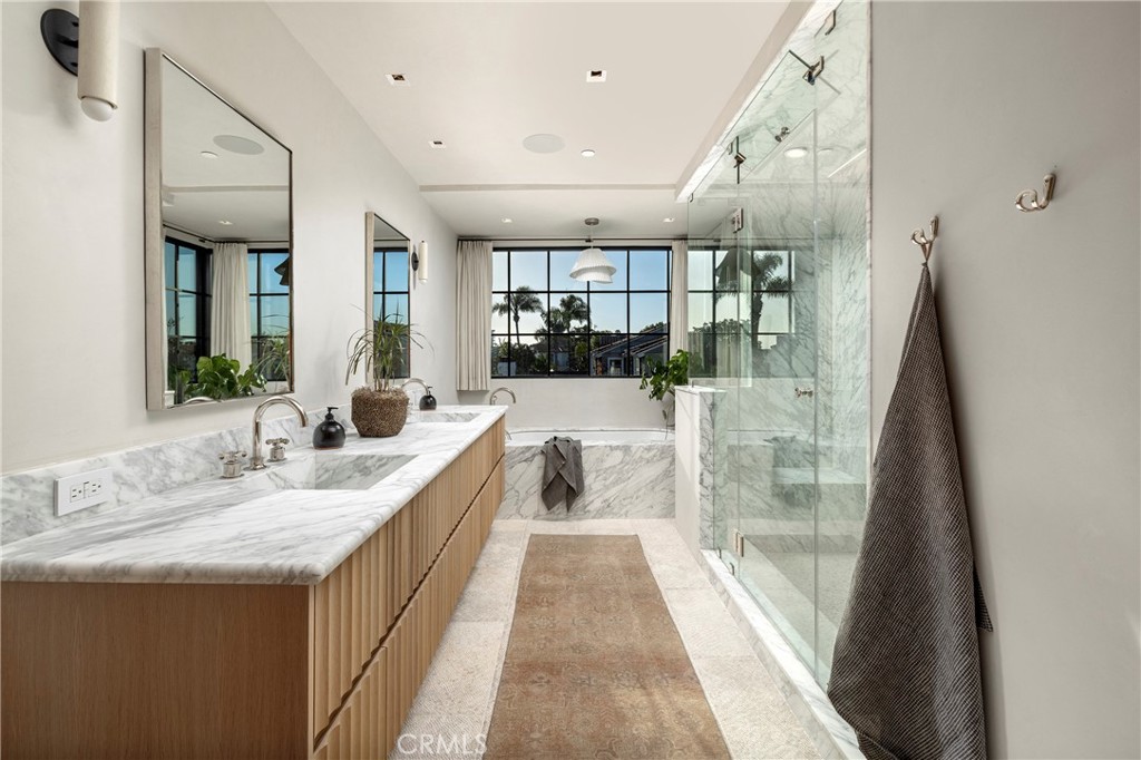 Lido Island (LIDO) - Residential