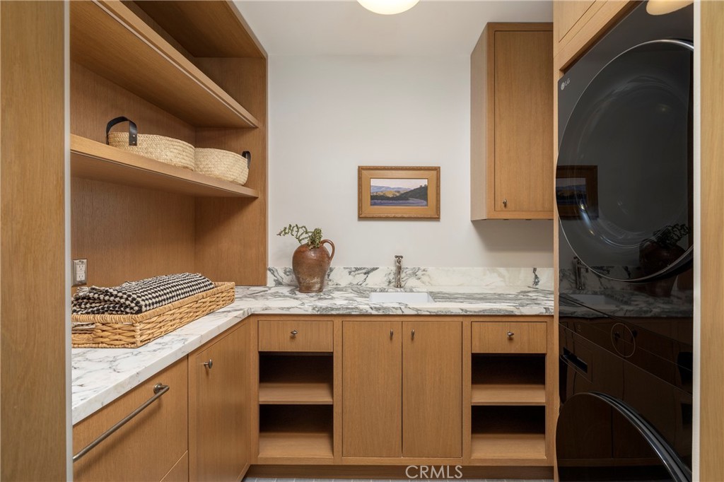 Lido Island (LIDO) - Residential