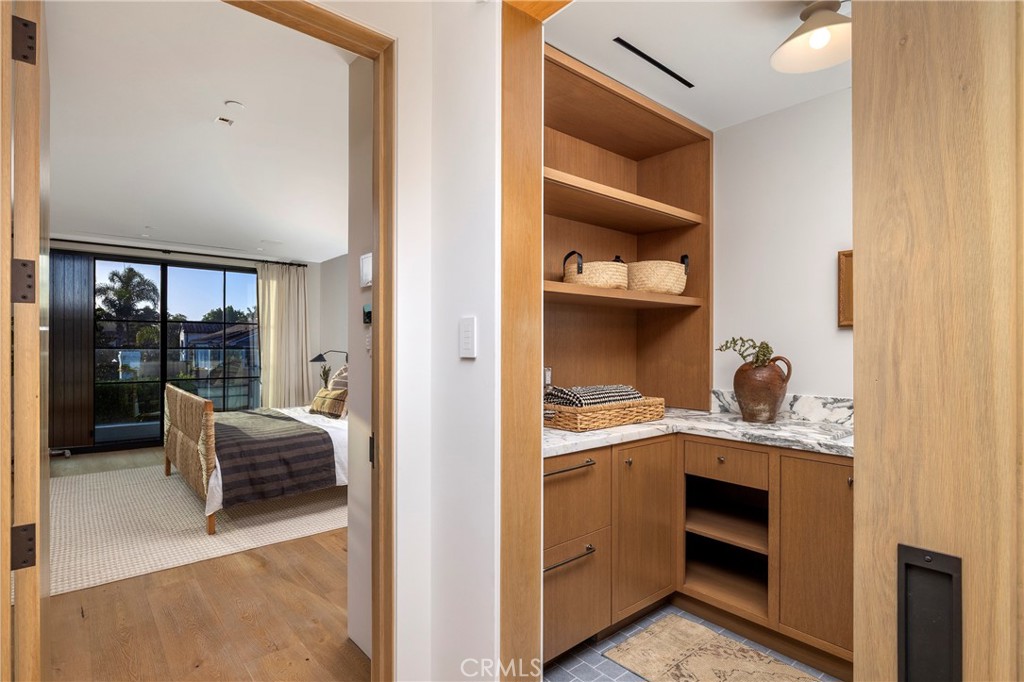 Lido Island (LIDO) - Residential