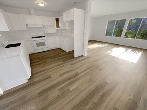 700 W La Veta Orange CA 92868