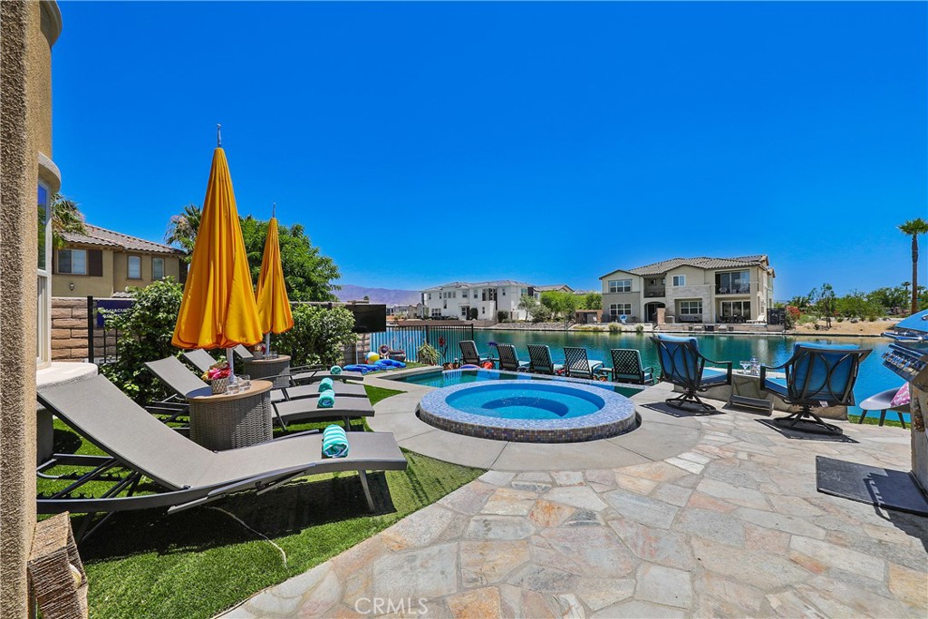 43228 Bacino Court