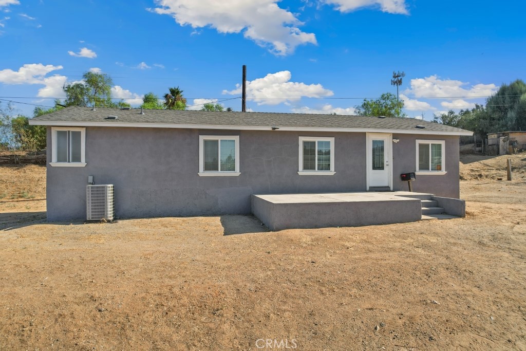 1.14 Acres – Builder’s Dream!
One completed home (433A certified) with three additional build-ready pads already in place! All the groundwork is done—complete with 3 electrical meters and 3 gas meters installed.
The existing home features 3 bedrooms and 2 baths, an open kitchen overlooking the living area, spacious bedrooms, and bathrooms with modern vanities.
Plenty of room to expand—bring your vision to life! With ample space for RVs, boats, and ATVs, this property offers endless possibilities.