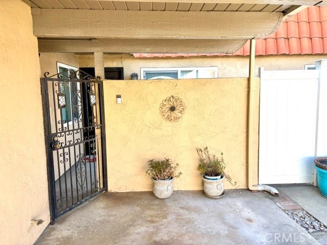 13050 Thoroughbred Way