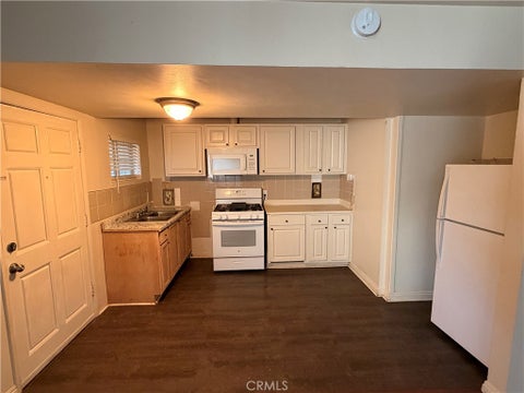Photo of 114 N Lewis ST, Lake Elsinore, CA 92530 (MLS # SW26185109)