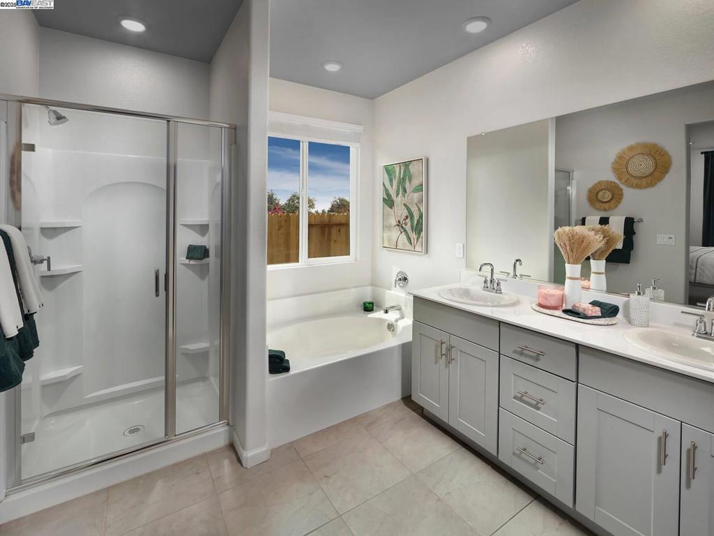 DEER VALLEY RD - Residential