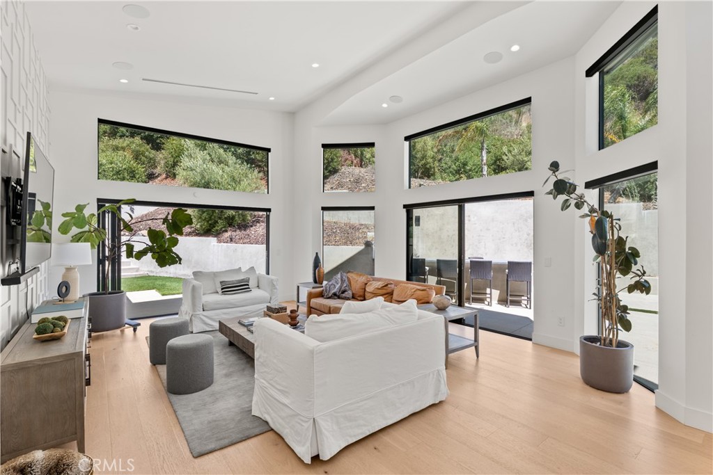 17137 Escalon Drive