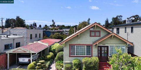 Photo of 2209 35Th Ave AVE, Oakland, CA 94601 (MLS # 41136201)