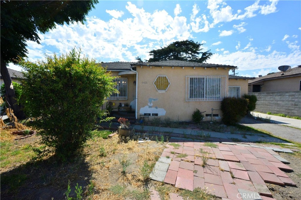 6421 Radford AVE, Los Angeles CA 91606