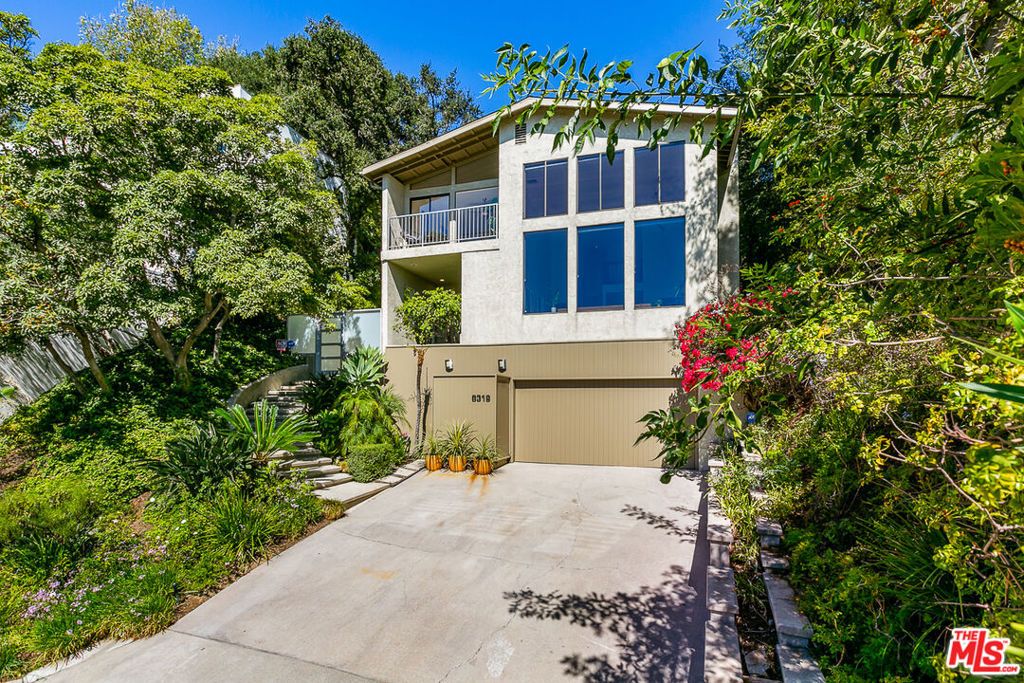 listing image 130720269253457011875