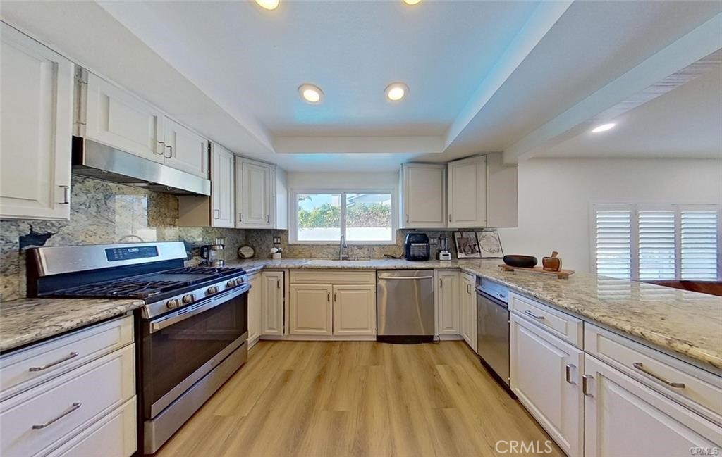 3953 Humboldt Drive