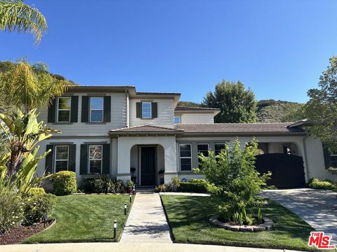 Photo of 25514 Brighton Place, Stevenson Ranch, CA 91381 (MLS # 26842225)