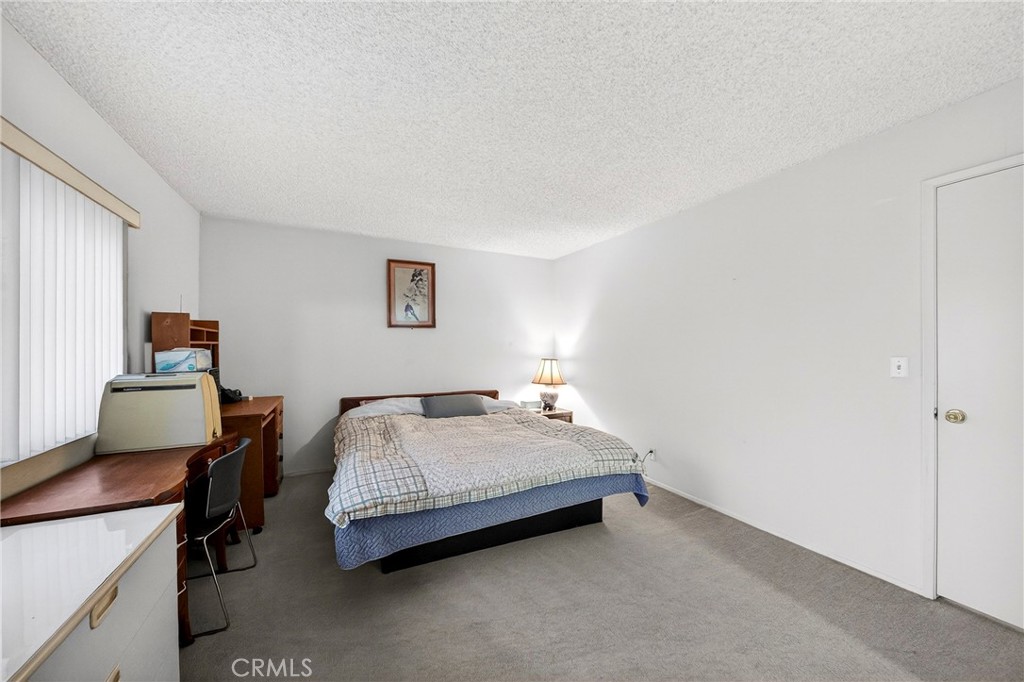 AMBERWOOD - Residential