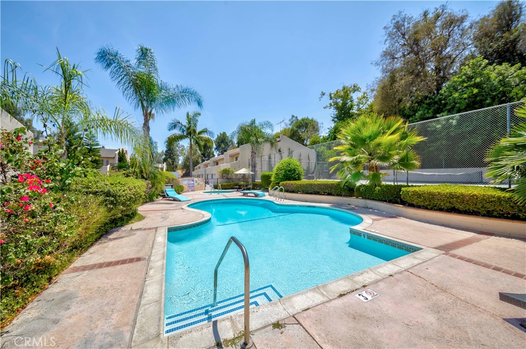 AMBERWOOD - Residential