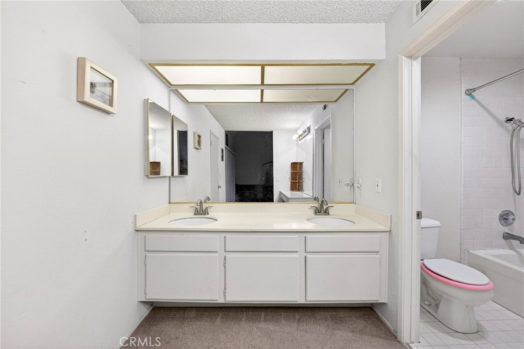 AMBERWOOD - Residential