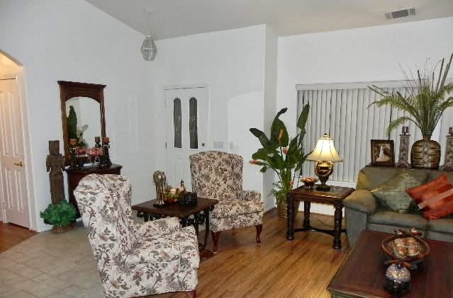 12515 Tamarisk