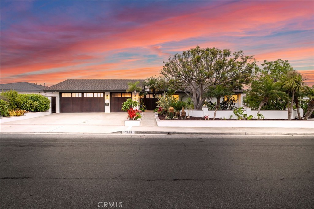 32512 Azores Road