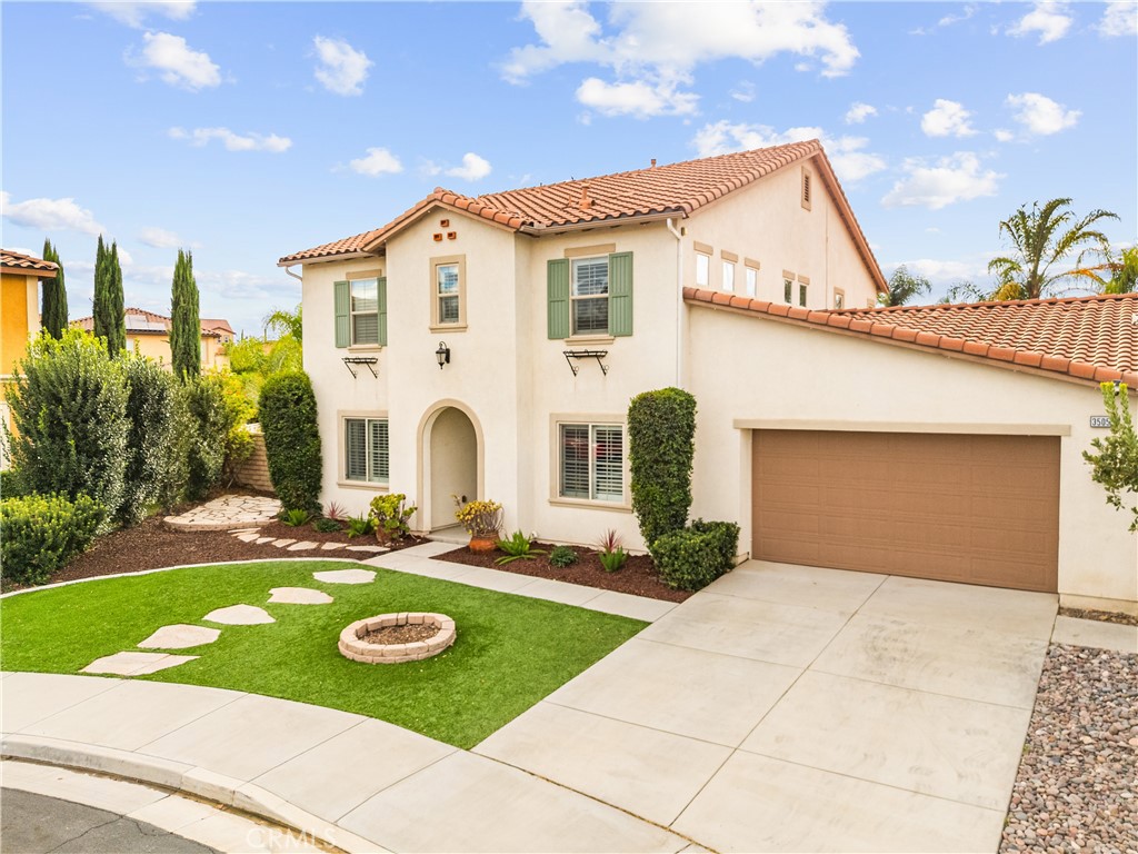 35059 KNOLLVIEW COURT