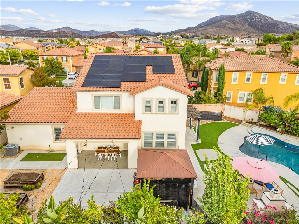 35059 KNOLLVIEW COURT