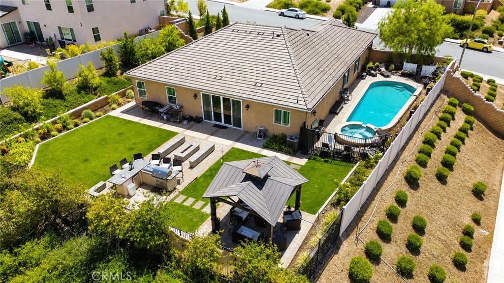 20946 Mountain Gate