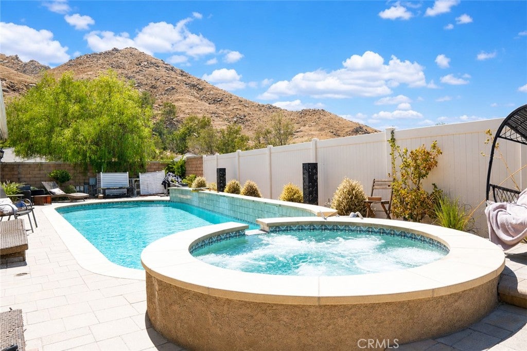 20946 Mountain Gate