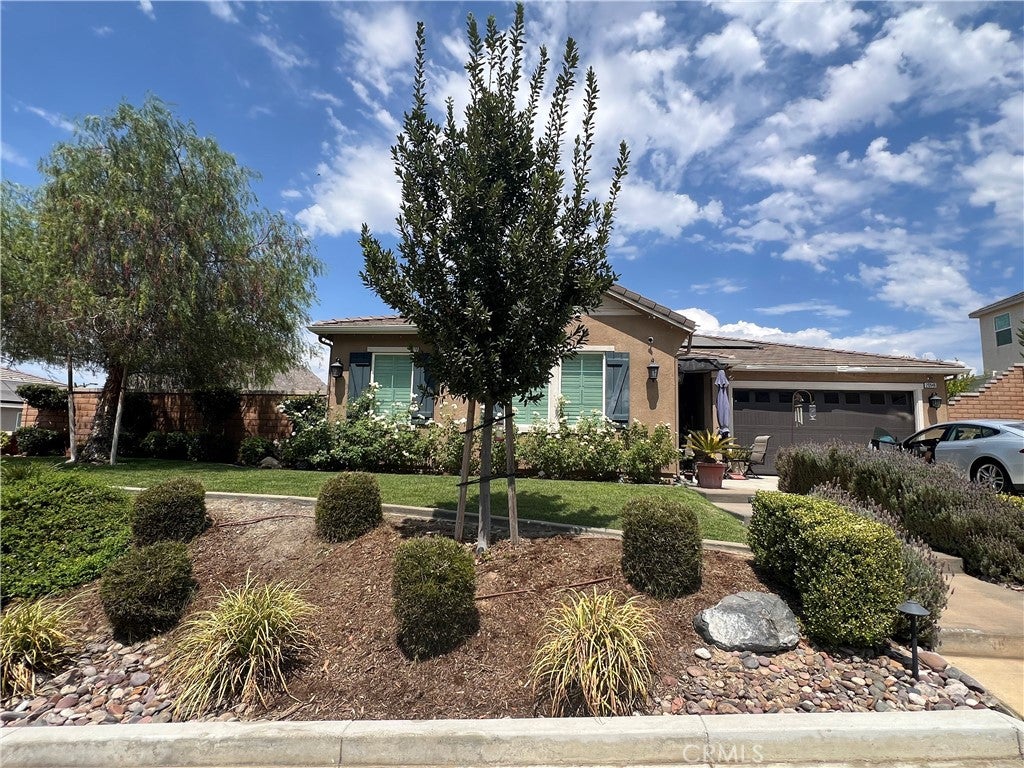 20946 Mountain Gate