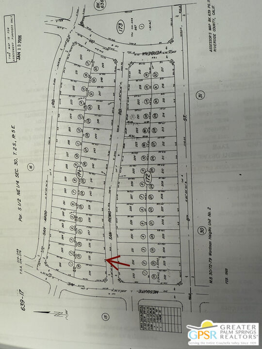 Main image without alt text