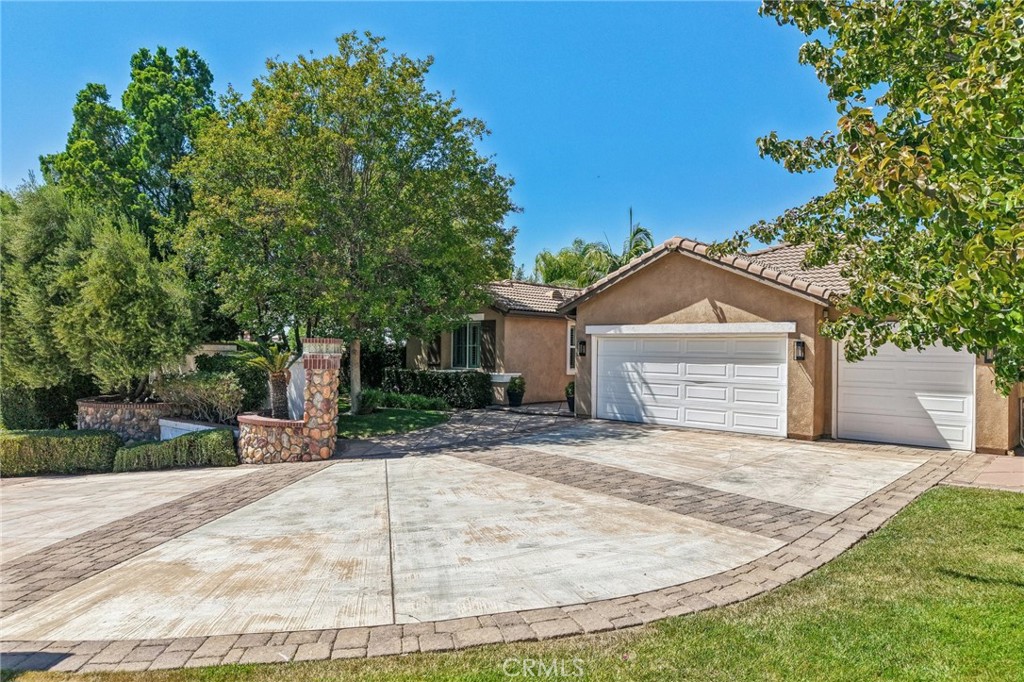 2431 Rosser Drive