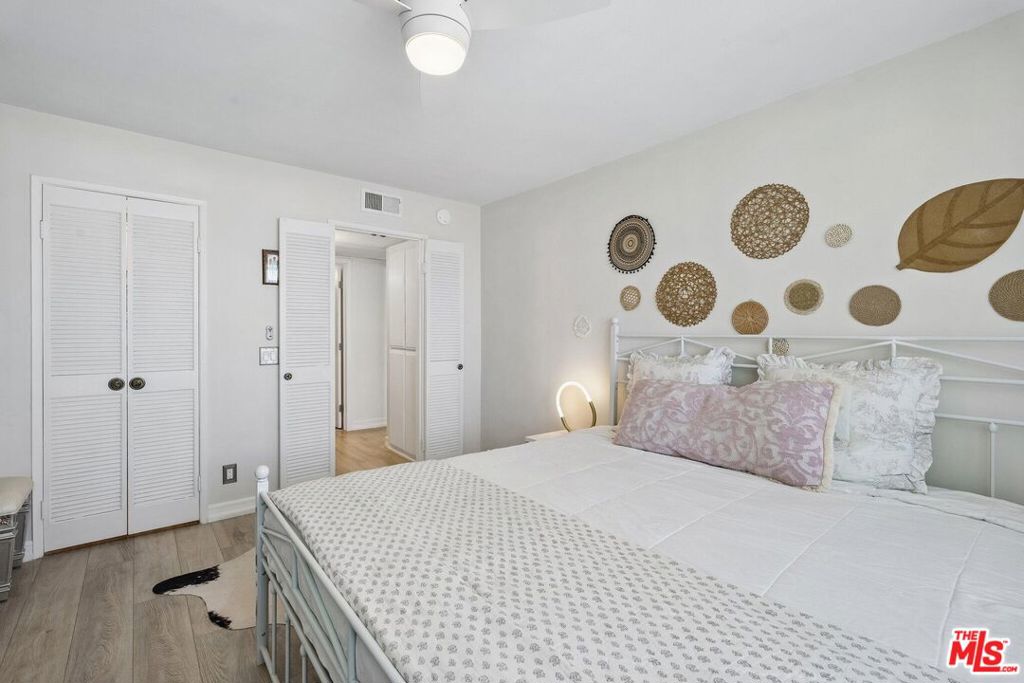 1140 E Ocean Boulevard 310