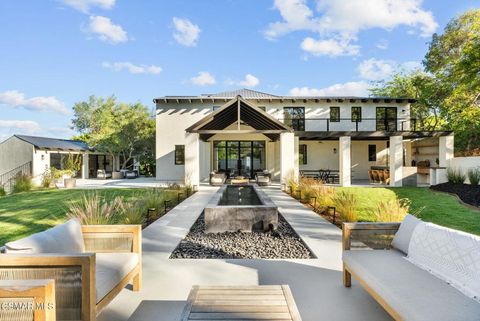 Photo of 33235 Mulholland Highway, Malibu, CA 90265 (MLS # 225004047)