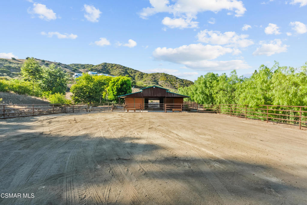 33235 Mulholland Highway