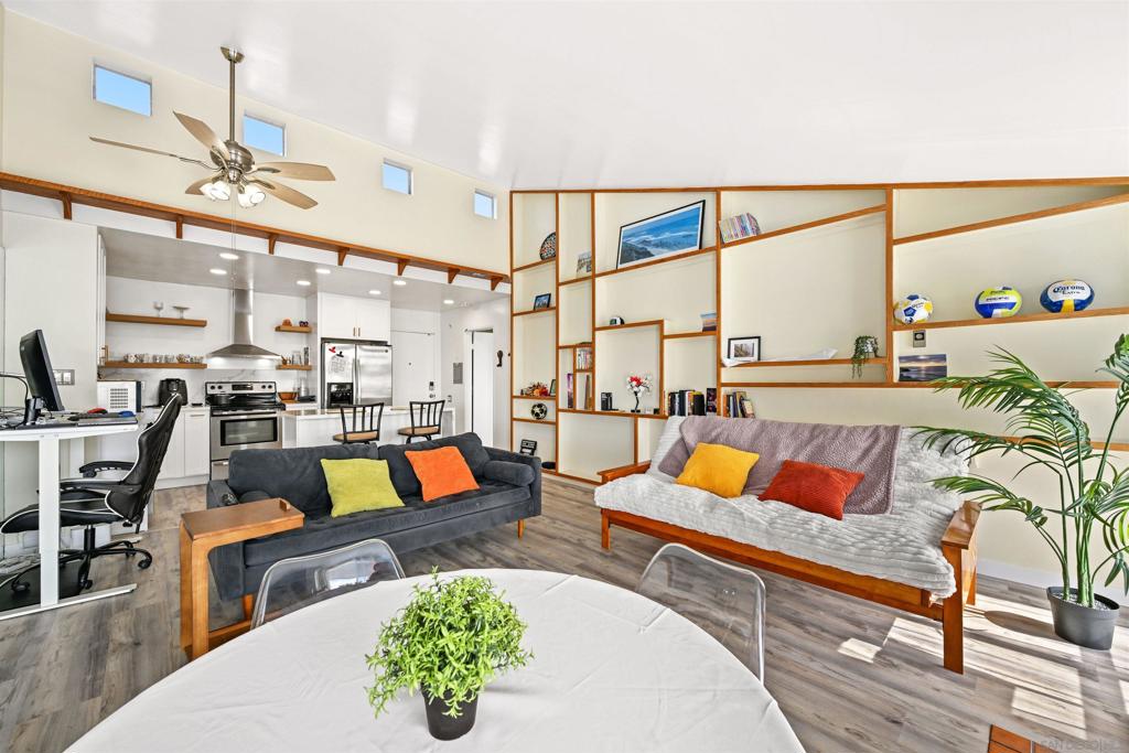 1855 Diamond St 5-327