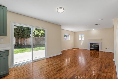 Tiny photo for 225 Cinnamon Oak Ave Ave, Ventura, CA 93004 (MLS # SR26044924)