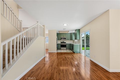 Tiny photo for 225 Cinnamon Oak Ave Ave, Ventura, CA 93004 (MLS # SR26044924)