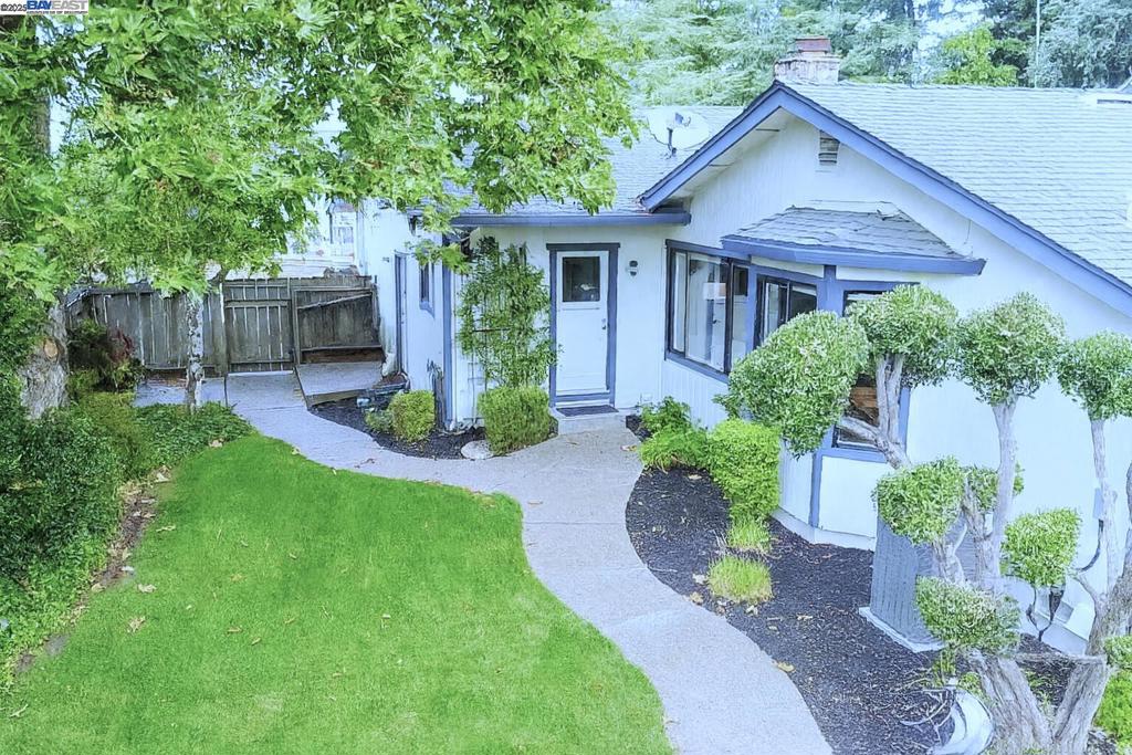 WOODMONT - Residential