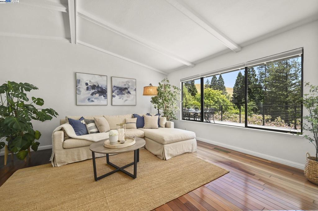 WOODMONT - Residential