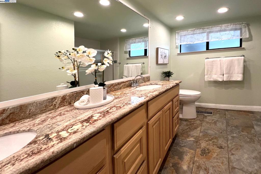 WOODMONT - Residential
